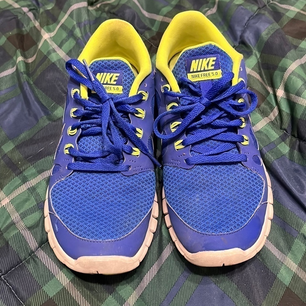 Youth Nike Free Run blue green use condition size 5.5